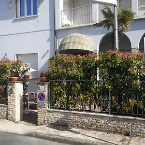 https://hotel-moranna.it-tuscanyhotel.com